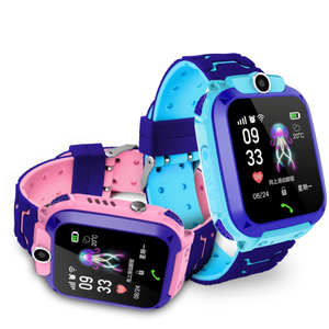 Hot Sell SOS Phone Watch Smartwatch For Kids Q12 Waterproof IP67 Smart Watch LBS